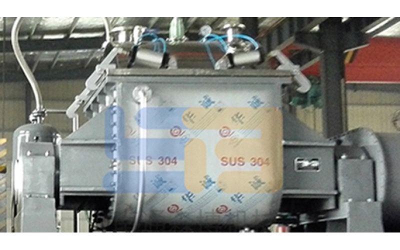不銹鋼捏合機(jī)美縫劑生產(chǎn)設(shè)備清潔是否有必要？
